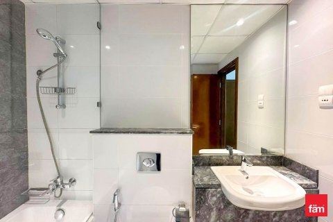 Apartamento en alquiler en Business Bay, Dubai, EAU 1 dormitorio, 80.8 m2 № 706087 - foto 12