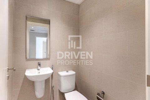Apartmán v Umm Suqeim, Dubai, SAE 2 spálne, 120.31 m2 č. 746957 - Fotografia 17
