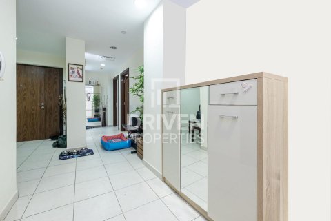 Apartment in Business Bay, Dubai, UAE 3 bedrooms, 170 sq.m. № 654437 - photo 11