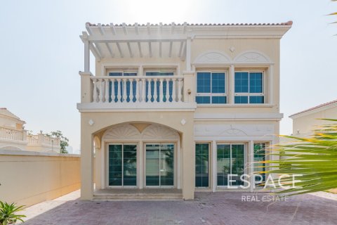Villa Jumeirah Village Triangle, Dubaijā, AAE 2 istabas, 250 m2 Nr. 649847 - attēls 18