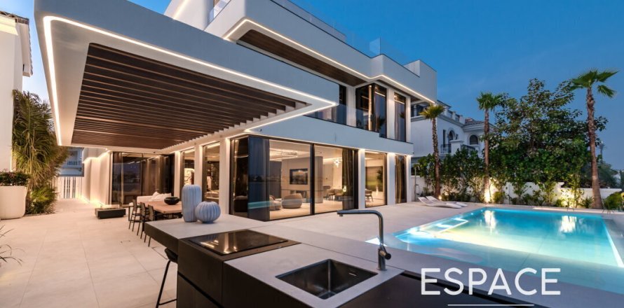 Villa Palm Jumeirah, Dubaijā, AAE 6 istabas, 687 m2 Nr. 649845