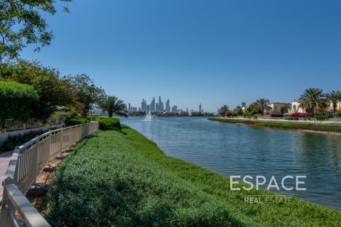 Villa The Springs, Dubaijā, AAE 3 istabas, 266 m2 Nr. 649843 - attēls 19