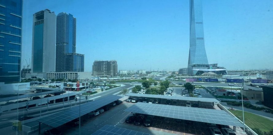 Kantoor in Dubai, VAE 125.2 vr.m. nr 634680
