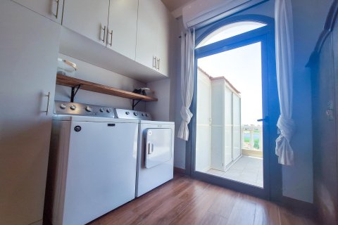 Māja Al Hamra Village, Ras Al Khaimahjā, AAE 3 istabas, 263 m2 Nr. 656058 - attēls 26