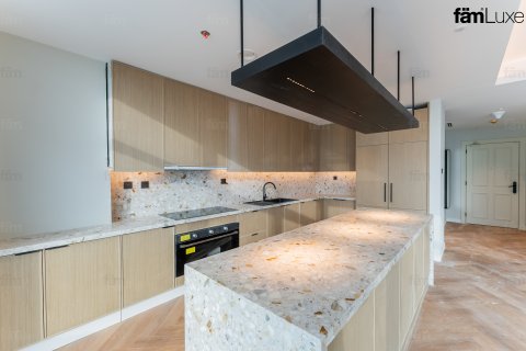 Apartment in Al Barsha, Dubai, UAE 4 bedrooms, 244.9 sq.m. № 687565 - photo 24