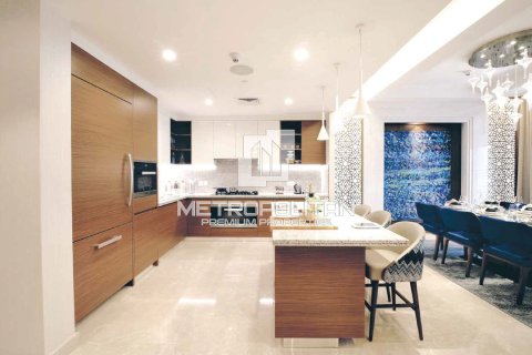 Müüa korter asukohaga Downtown Dubai (Downtown Burj Dubai), Dubai, AÜE: 2 magamistoaga, 139 m² Nr 663163 - pilt 2