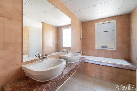 Villa sa Jumeirah Village Triangle, Dubai, UAE 2 silid-tulugan, 636 sq.m. № 655985 - larawan 7