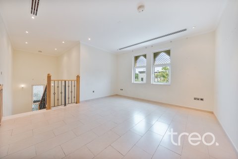Вилла Jumeirah Park, Дубай, БАӘ-да 3 жатын бөлмелер, 327.67 м² № 734003 - фото 11