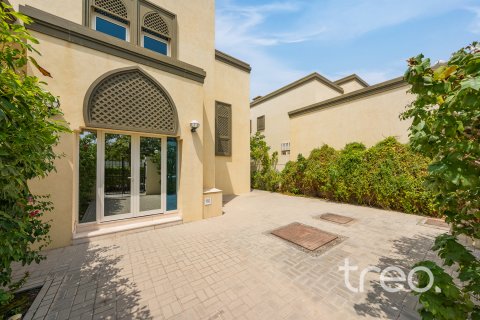 Вилла Jumeirah Park, Дубай, БАӘ-да 3 жатын бөлмелер, 327.67 м² № 734003 - фото 3