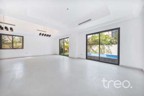 Villa para arrendamento em Arabian Ranches 2, Dubai, EAU 5 quartos, 324.05 m2 № 734008 - foto 3