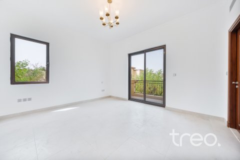 Villa para arrendamento em Arabian Ranches 2, Dubai, EAU 5 quartos, 324.05 m2 № 734008 - foto 22