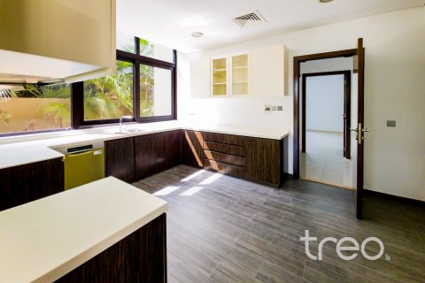 Villa para arrendamento em DAMAC Hills (Akoya by DAMAC), Dubai, EAU 5 quartos, 408.77 m2 № 734004 - foto 26