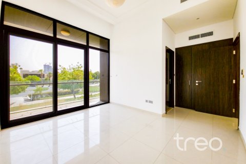 Villa para arrendamento em DAMAC Hills (Akoya by DAMAC), Dubai, EAU 5 quartos, 408.77 m2 № 734004 - foto 15
