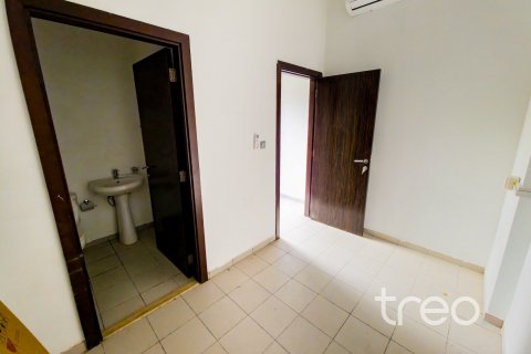 Villa para arrendamento em DAMAC Hills (Akoya by DAMAC), Dubai, EAU 5 quartos, 408.77 m2 № 734004 - foto 28