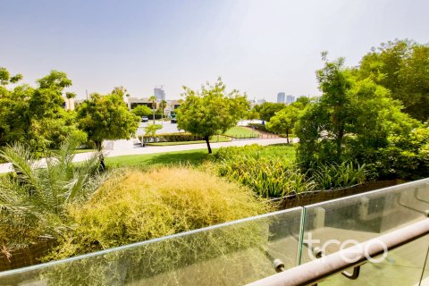 Villa para arrendamento em DAMAC Hills (Akoya by DAMAC), Dubai, EAU 5 quartos, 408.77 m2 № 734004 - foto 13
