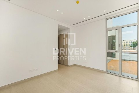 Villa zum Verkauf in Jumeirah Park, Dubai, VAE 5 Schlafzimmer, 704.3 m2 Nr. 761669 - Foto 10