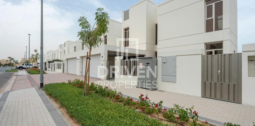 Villa in Jumeirah Park, Dubai, VAE: 5 Schlafzimmer, 704.3 m2 Nr. 761669