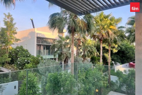 Villa itt: Dubai, EAE, 5 hálószoba, 796.6 m², azonosító: 732872 - fénykép 2