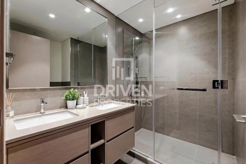 Huoneisto Downtown Dubai (Downtown Burj Dubai), Dubai, Arabiemiraatit 2 makuuhuonetta, 118.08 m2 № 768488 - kuva 16