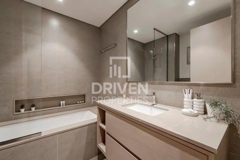Huoneisto Downtown Dubai (Downtown Burj Dubai), Dubai, Arabiemiraatit 2 makuuhuonetta, 118.08 m2 № 768488 - kuva 14