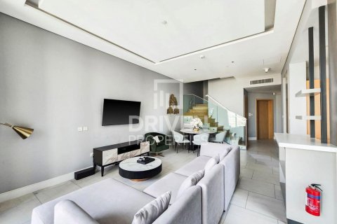 Duplex zur Miete in Business Bay, Dubai, VAE 2 Schlafzimmer, 172.99 m2 Nr. 768487 - Foto 3