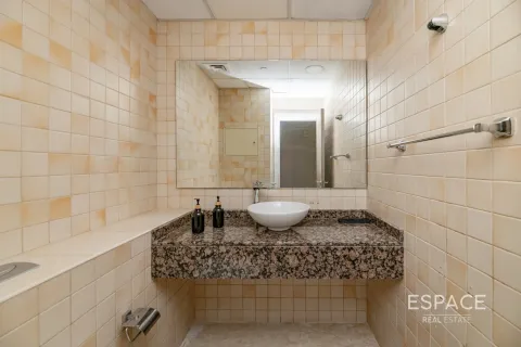 Apartamento en alquiler en Jumeirah Beach Residence, Dubai, EAU 1 dormitorio, 109 m2 № 661318 - foto 12