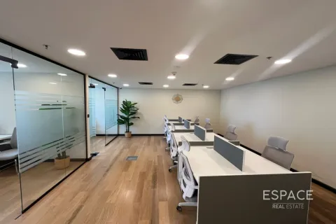 Kancelarija u Jumeirah Lake Towers, Dubai, UAE 104 m2 Br. 661340 - fotografija 2