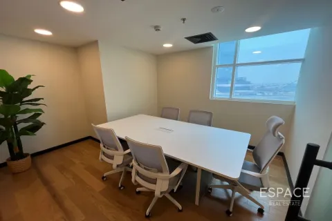 Kancelarija u Jumeirah Lake Towers, Dubai, UAE 104 m2 Br. 661340 - fotografija 5