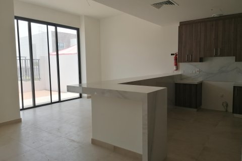 Townhouse in Mina Al Arab, Ras Al Khaimah, UAE 3 bedrooms, 288 sq.m. № 656347 - photo 6
