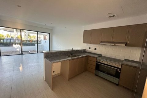 Városi lakóépület itt: Damac Lagoons, Dubai, EAE, 5 hálószoba, 144 m², azonosító: 685740 - fénykép 6