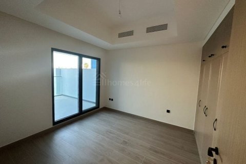 Városi lakóépület itt: Damac Lagoons, Dubai, EAE, 5 hálószoba, 144 m², azonosító: 685740 - fénykép 13