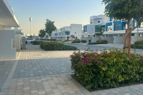 Shtëpi në qytet në Damac Lagoons, Dubai, Emiratet e Bashkuara Arabe 5 dhoma gjumi, 144 m2. № 685740 - Foto 29