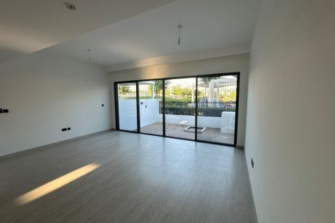 Városi lakóépület itt: Damac Lagoons, Dubai, EAE, 5 hálószoba, 144 m², azonosító: 685740 - fénykép 5