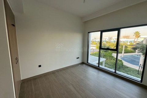 Városi lakóépület itt: Damac Lagoons, Dubai, EAE, 5 hálószoba, 144 m², azonosító: 685740 - fénykép 15