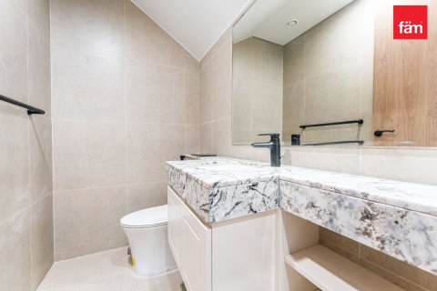 Dubai, BAE’de kiralık sıra ev 5 yatak odası, 183.6 m&sup2; No 757862 - fotoğraf 22