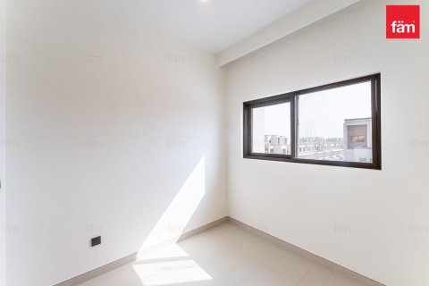 Dubai, BAE’de kiralık sıra ev 5 yatak odası, 183.6 m&sup2; No 757862 - fotoğraf 2