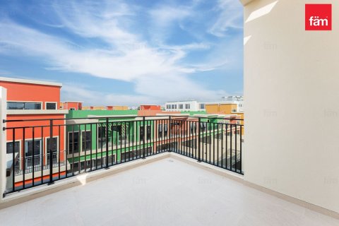 Dubai, BAE’de kiralık sıra ev 5 yatak odası, 183.6 m&sup2; No 757862 - fotoğraf 26
