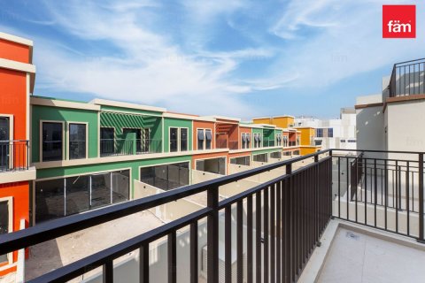 Dubai, BAE’de kiralık sıra ev 5 yatak odası, 183.6 m&sup2; No 757862 - fotoğraf 14
