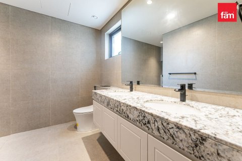 Dubai, BAE’de kiralık sıra ev 5 yatak odası, 183.6 m&sup2; No 757862 - fotoğraf 9