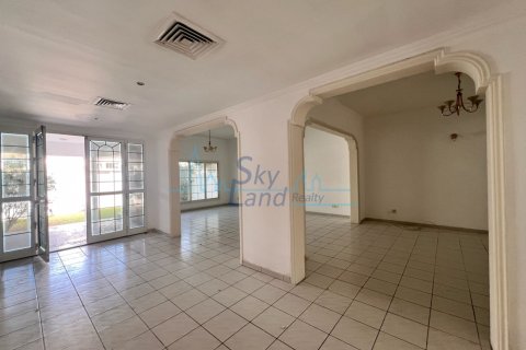 Komersyal na villa sa Al Safa, Dubai, UAE 371.6 sq.m. № 659752 - larawan 5