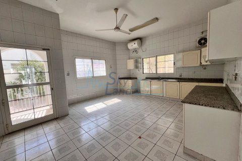 Komersyal na villa sa Al Safa, Dubai, UAE 371.6 sq.m. № 659752 - larawan 10