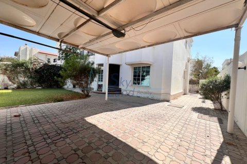 Komersyal na villa sa Al Safa, Dubai, UAE 371.6 sq.m. № 659752 - larawan 2