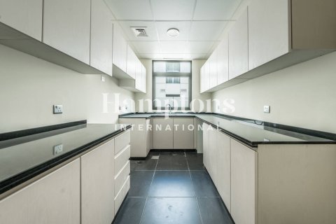 Kaupunkipientalo Dubai, Arabiemiraatit 3 makuuhuonetta, 174.79792353 m2 № 651104 - kuva 28