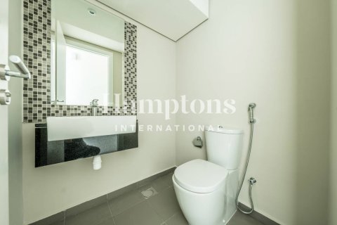 Kaupunkipientalo Dubai, Arabiemiraatit 3 makuuhuonetta, 174.79792353 m2 № 651104 - kuva 27