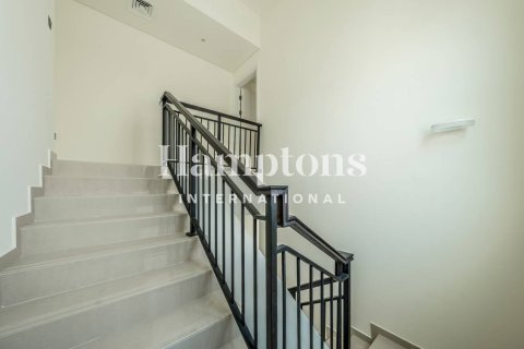 Kaupunkipientalo Dubai, Arabiemiraatit 3 makuuhuonetta, 174.79792353 m2 № 651104 - kuva 12