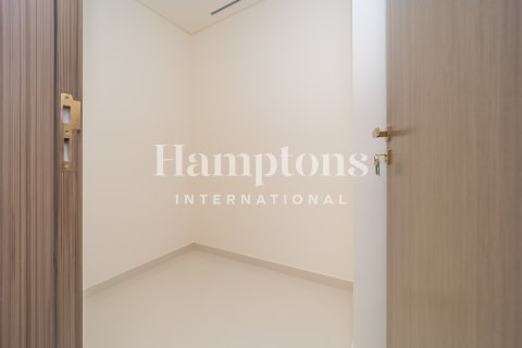 Huoneisto Dubai Harbour, Arabiemiraatit 3 makuuhuonetta, 181.81117100 m2 № 651100 - kuva 11