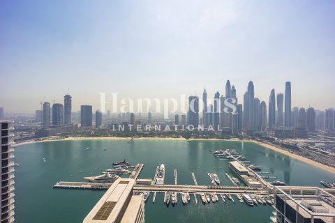 Huoneisto Dubai Harbour, Arabiemiraatit 3 makuuhuonetta, 181.81117100 m2 № 651100 - kuva 2