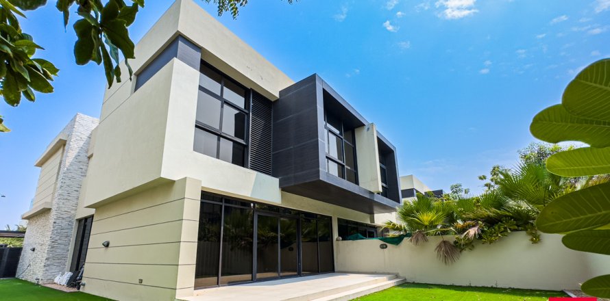 וילה ב Dubai, איחוד האמירויות 3 חדרי שינה, 324 מ"ר מספר 699887