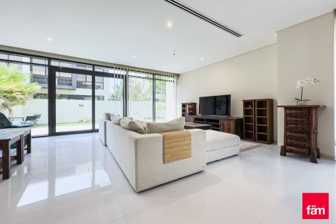 וילה להשכרה ב Dubai, איחוד האמירויות 3 חדרי שינה, 324 מ"ר, מספר 699887 - תמונה 9