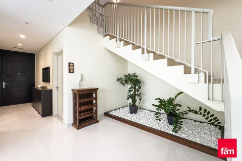 וילה להשכרה ב Dubai, איחוד האמירויות 3 חדרי שינה, 324 מ"ר, מספר 699887 - תמונה 23